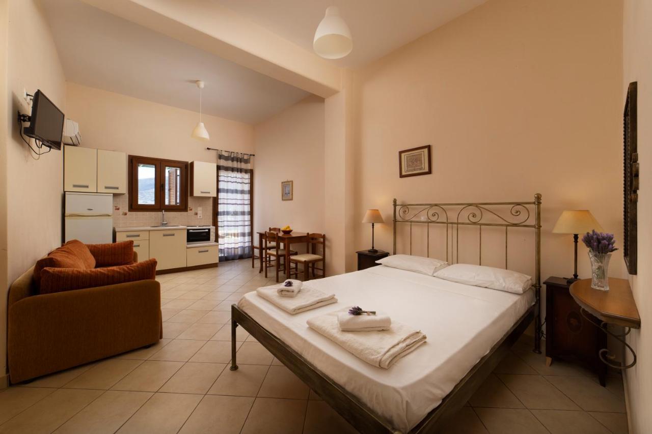 Spertos Apartments Ormos  외부 사진